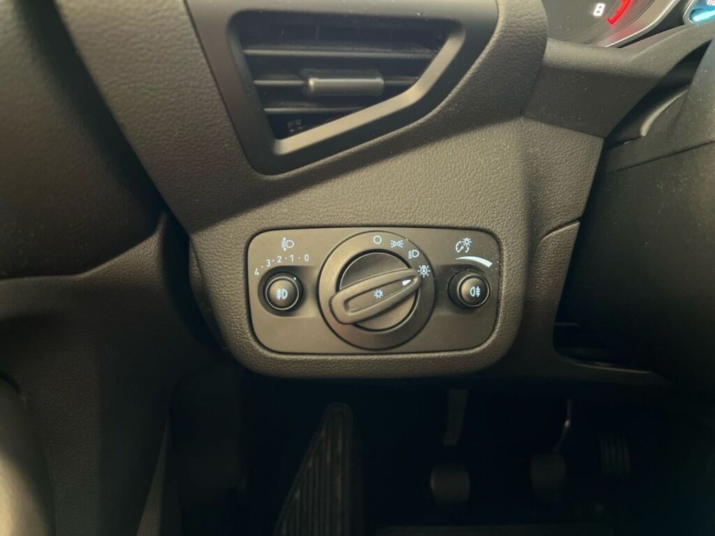 Ford Kuga 2016 Valkoinen