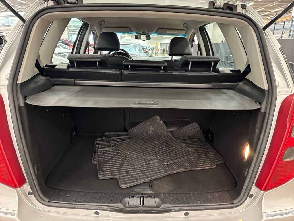 Mercedes-Benz A 2005 Hopea