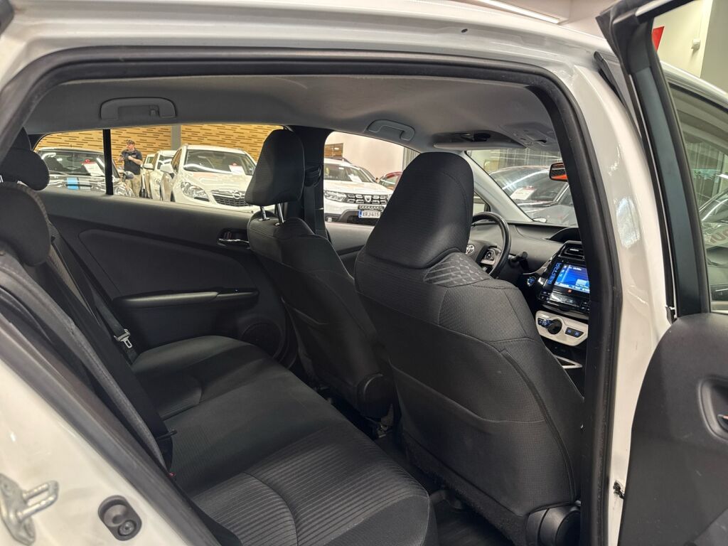 Toyota Prius 2016 Valkoinen