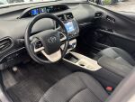 Toyota Prius 2016 Valkoinen