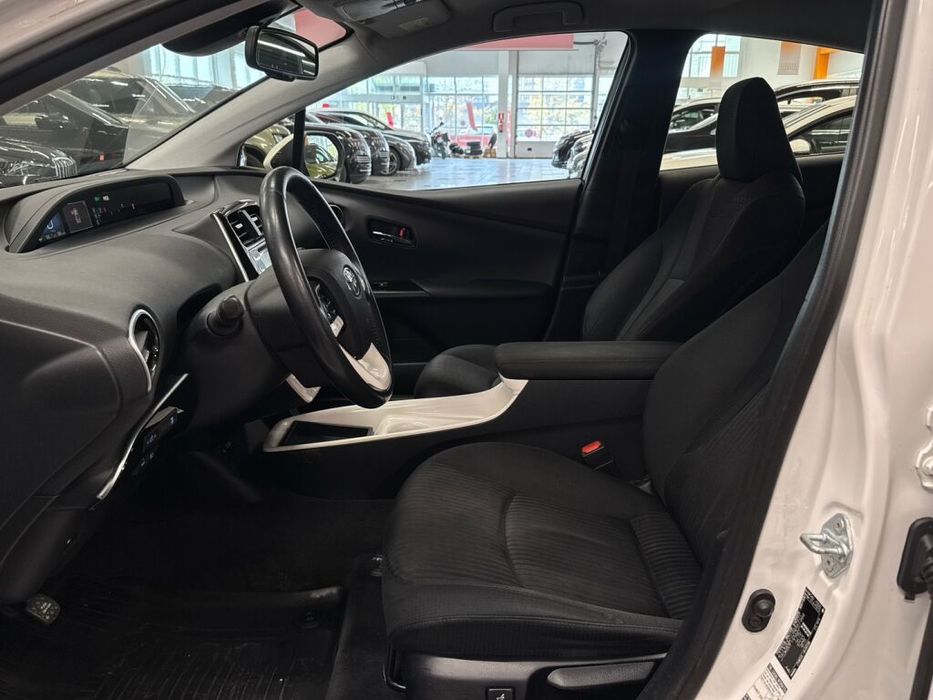 Toyota Prius 2016 Valkoinen