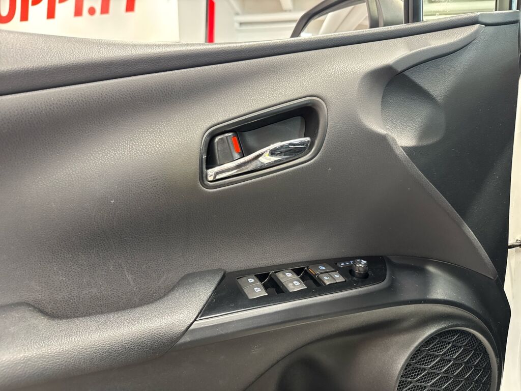 Toyota Prius 2016 Valkoinen