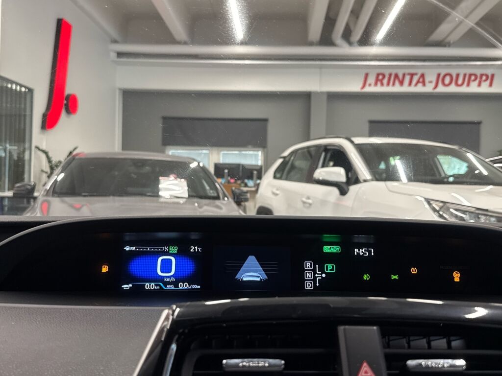 Toyota Prius 2016 Valkoinen