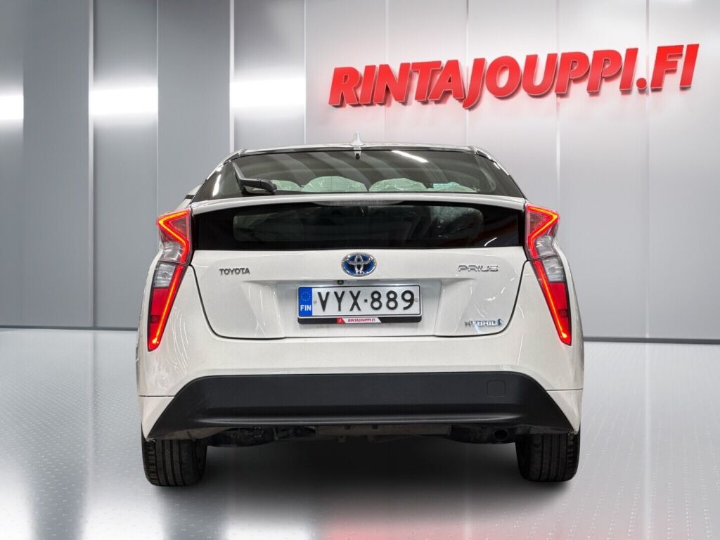Toyota Prius 2016 Valkoinen