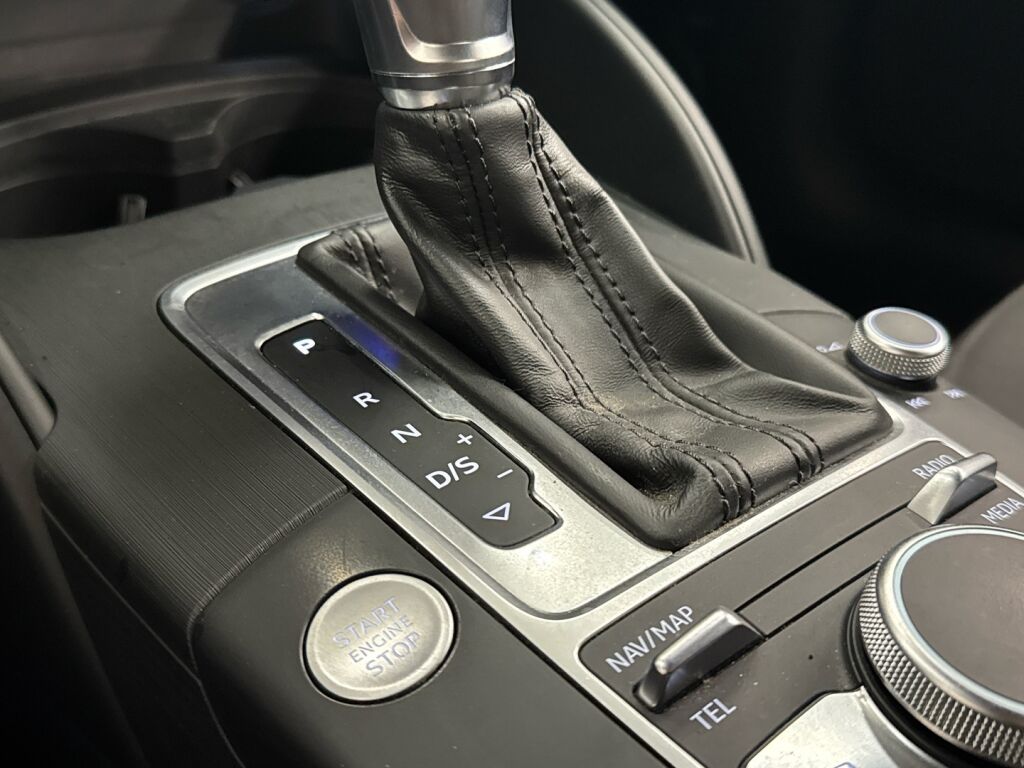 Audi A3 2017 Ruskea (beige)