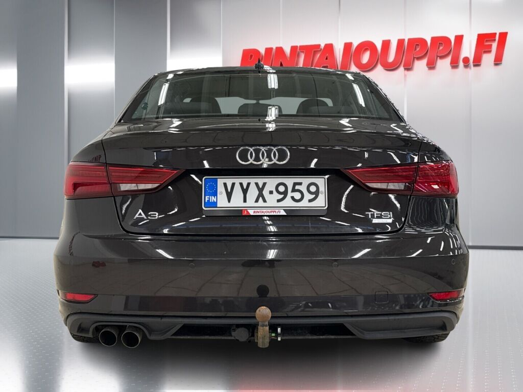 Audi A3 2017 Ruskea (beige)