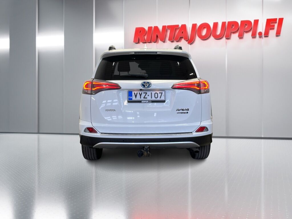 Toyota RAV4 2016 Valkoinen