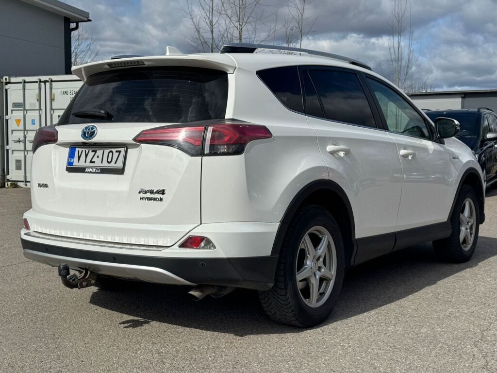 Toyota RAV4 2016 Valkoinen