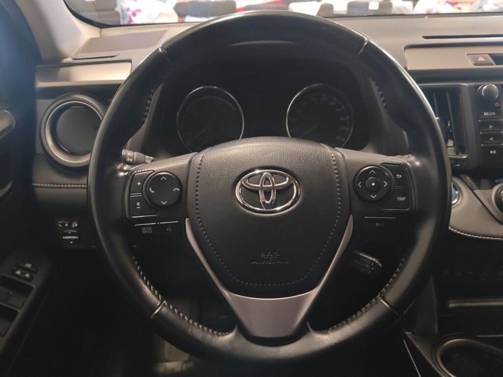 Toyota RAV4 2016 Valkoinen