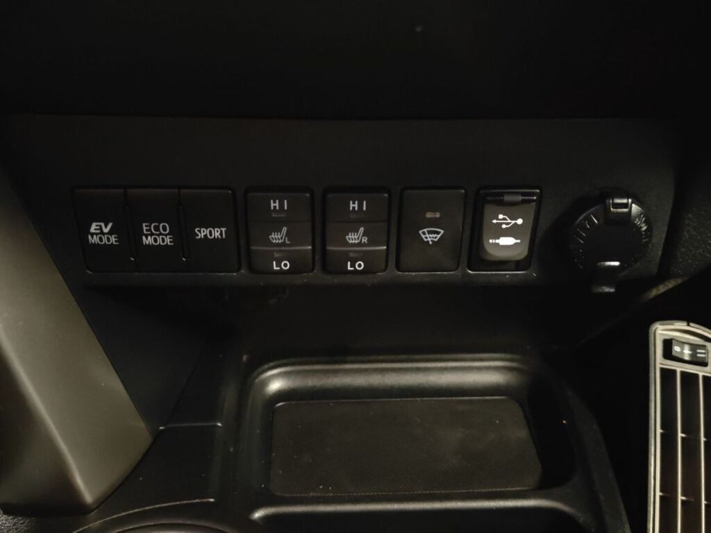 Toyota RAV4 2016 Valkoinen