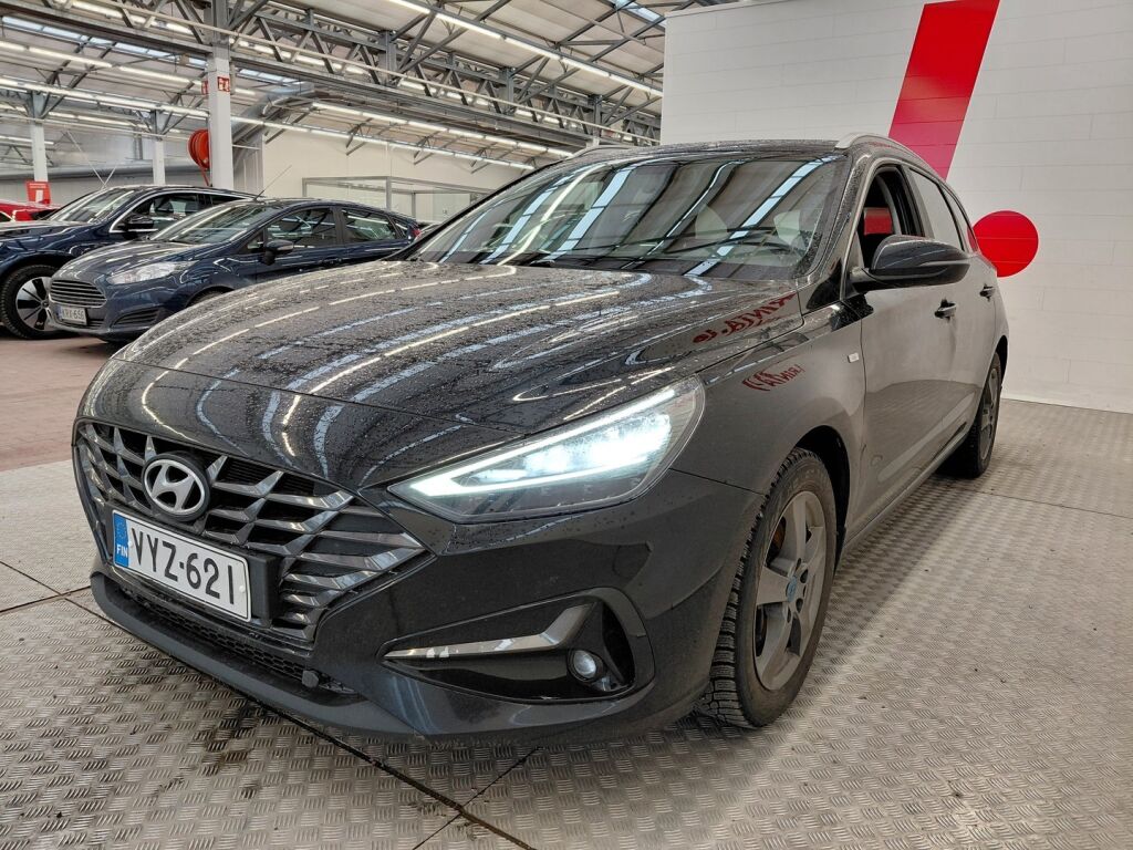 Hyundai i30 Wagon 2021 Musta