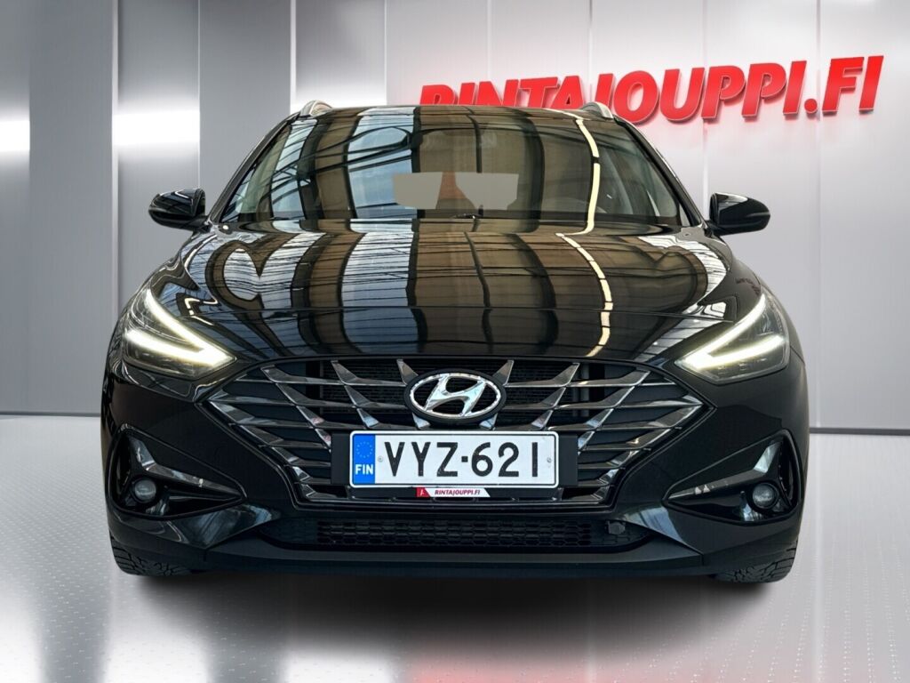 Hyundai i30 Wagon 2021 Musta
