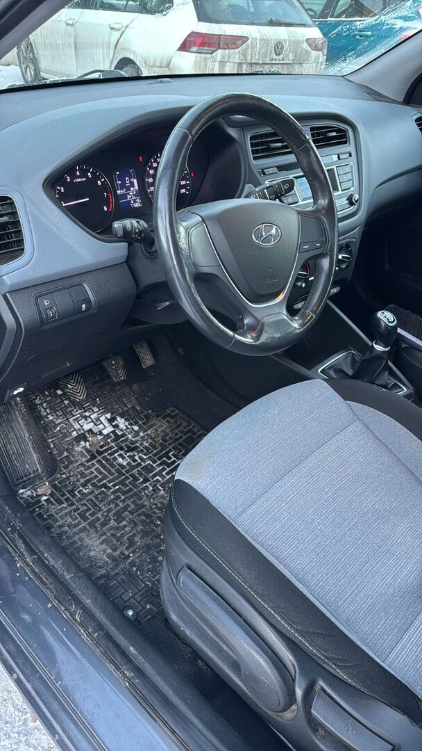 Hyundai i20 5d 2016 Harmaa