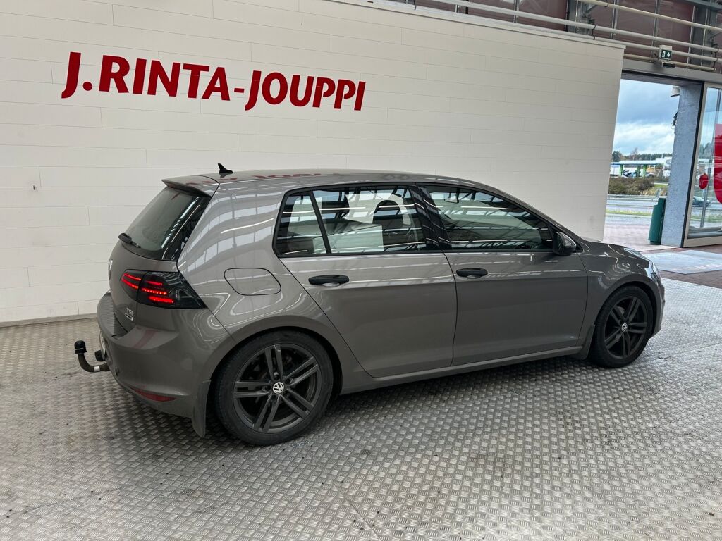 Volkswagen Golf 2016 Harmaa