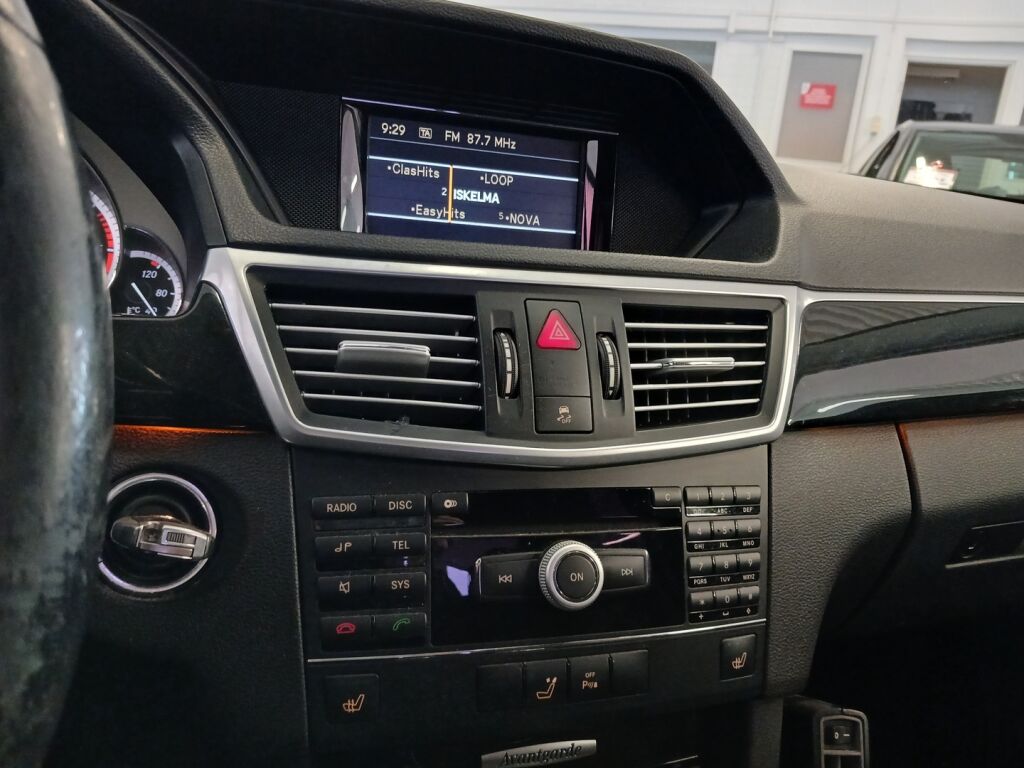 Mercedes-Benz E 2009 Harmaa