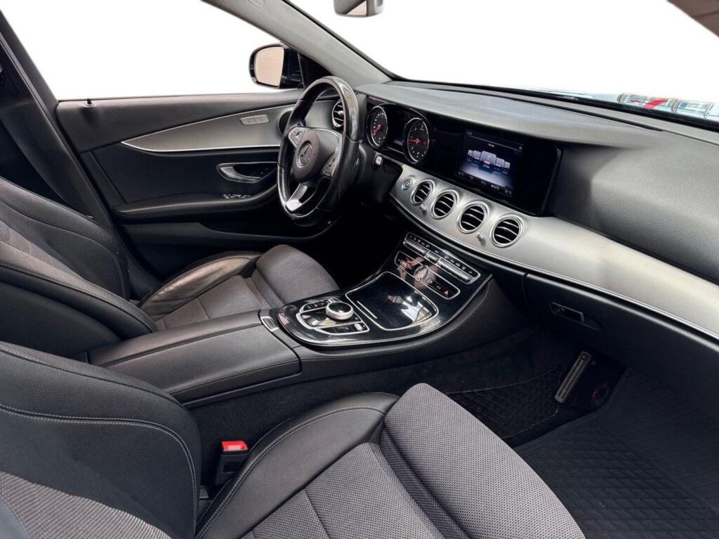 Mercedes-Benz E 2016 Vihreä