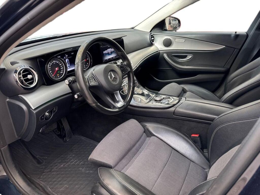 Mercedes-Benz E 2016 Vihreä