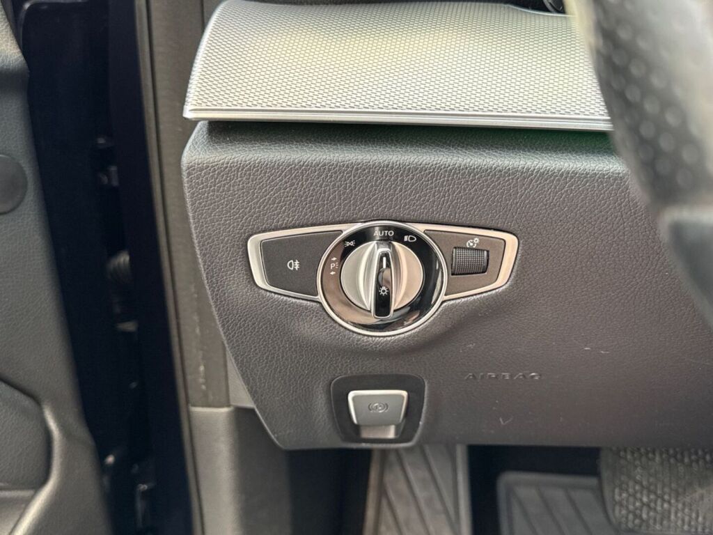 Mercedes-Benz E 2016 Vihreä