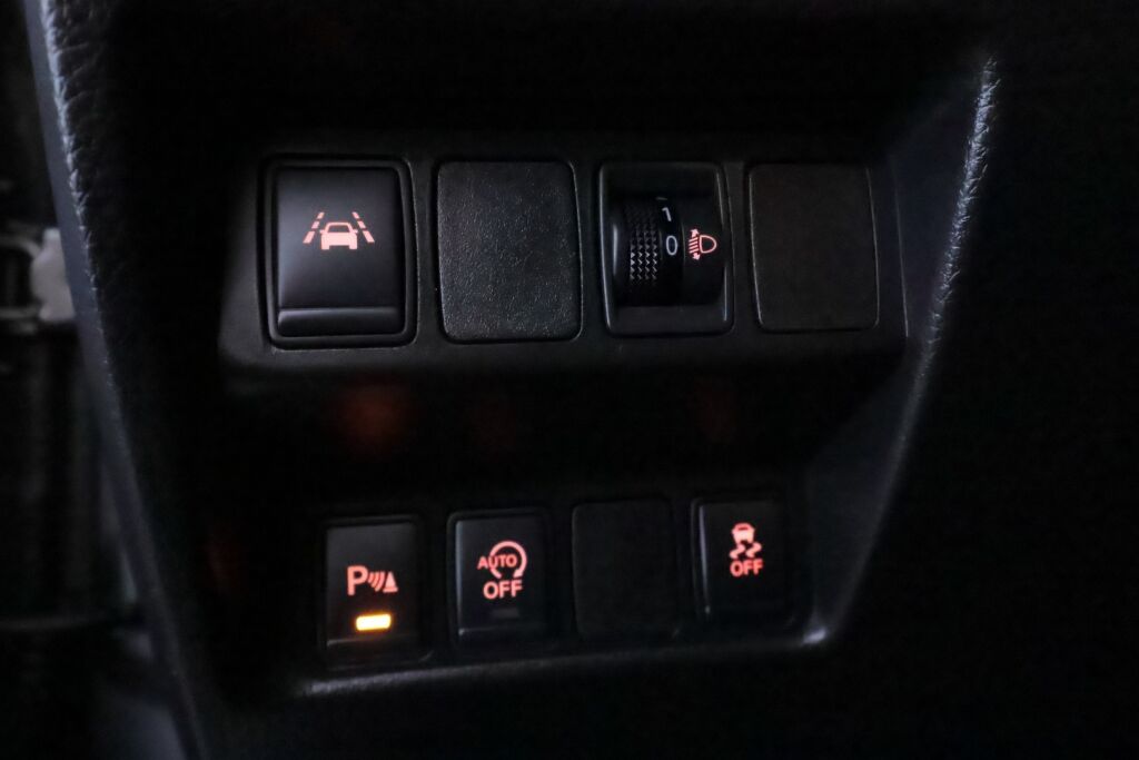 Nissan Qashqai 2016 Harmaa