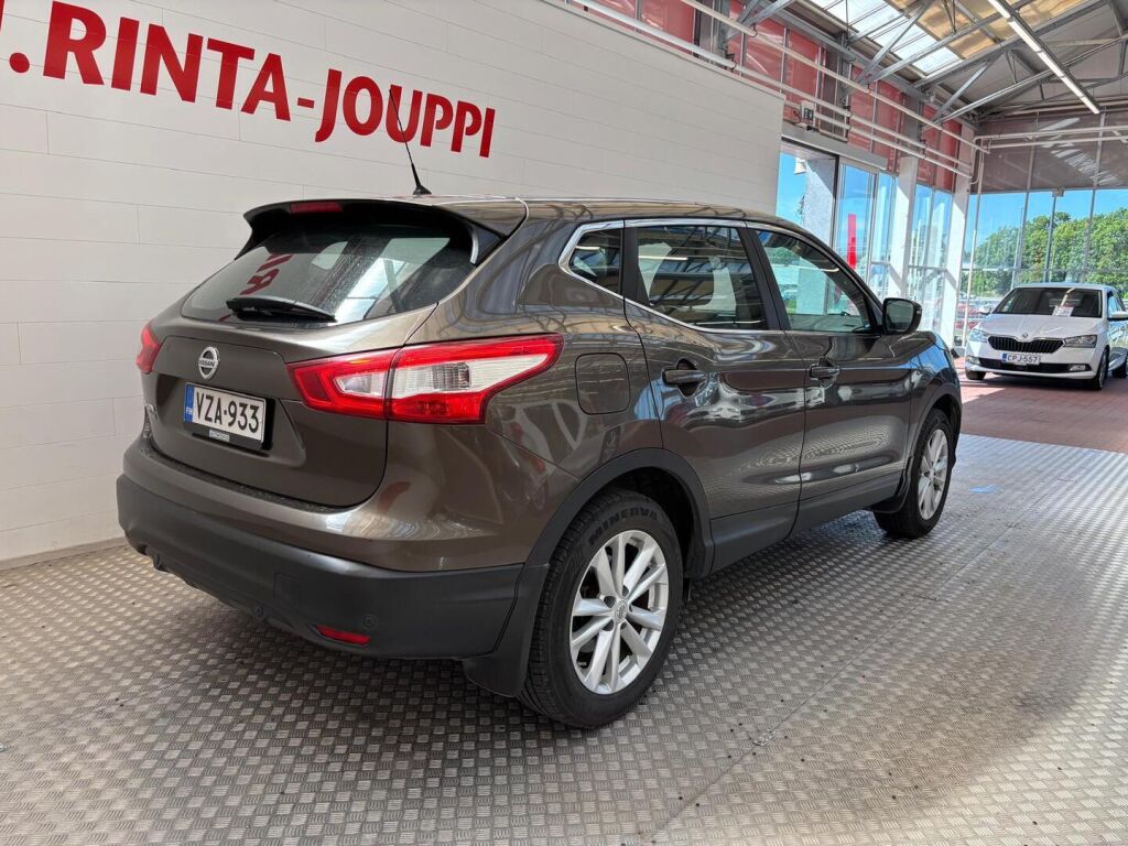 Nissan Qashqai 2016 Ruskea (beige)