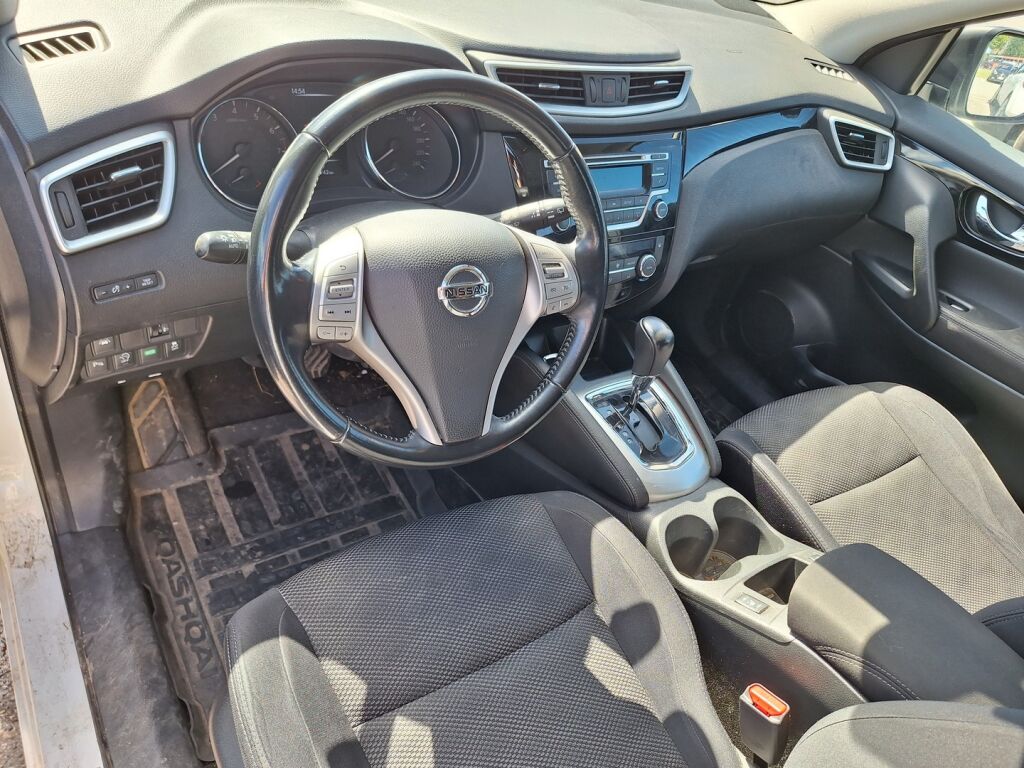 Nissan Qashqai 2016 Valkoinen