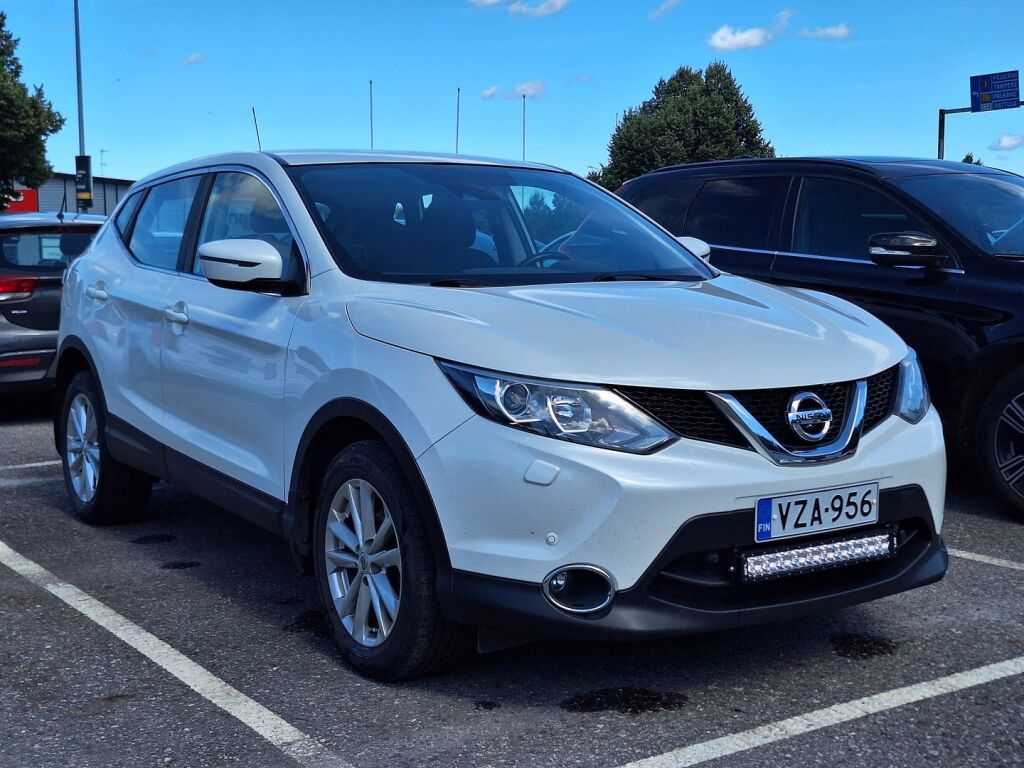 Nissan Qashqai 2016 Valkoinen