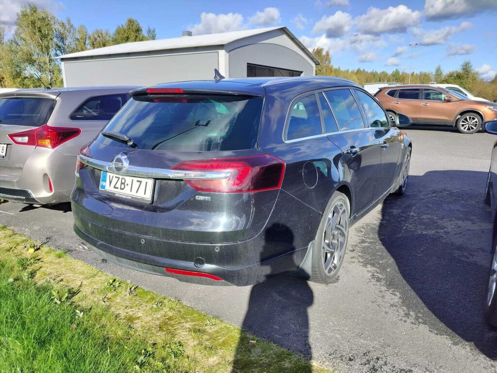 Opel Insignia 2016 Musta