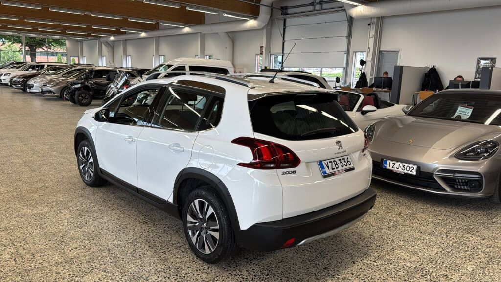 Peugeot 2008 2017 Valkoinen