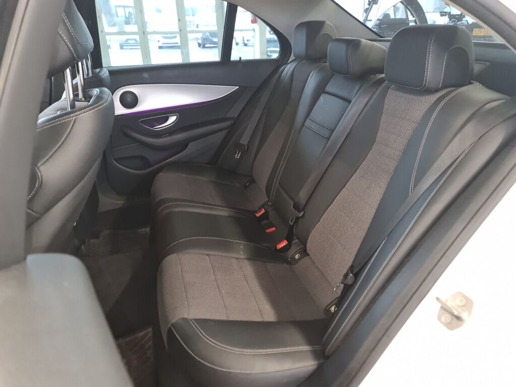 Mercedes-Benz E 2017 Valkoinen