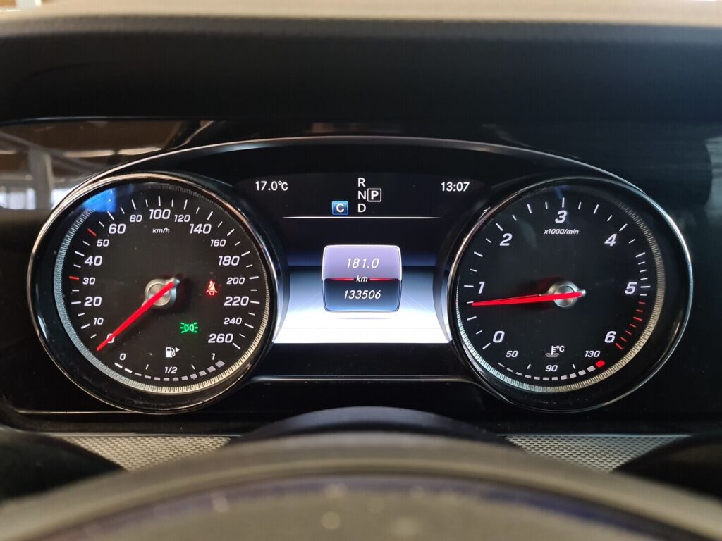 Mercedes-Benz E 2017 Valkoinen