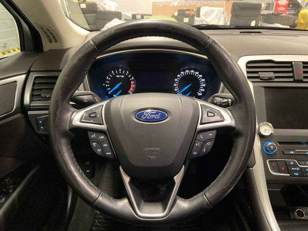 Ford Mondeo 2016 Sininen