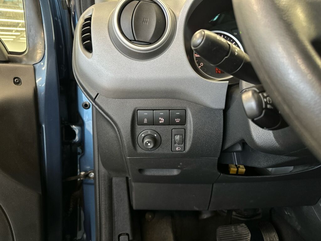 Citroen Berlingo Multispace 2016 Sininen