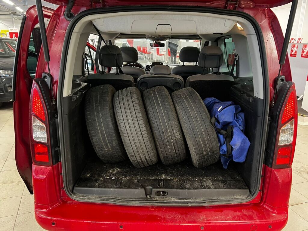 Citroen Berlingo Multispace 2016 Punainen