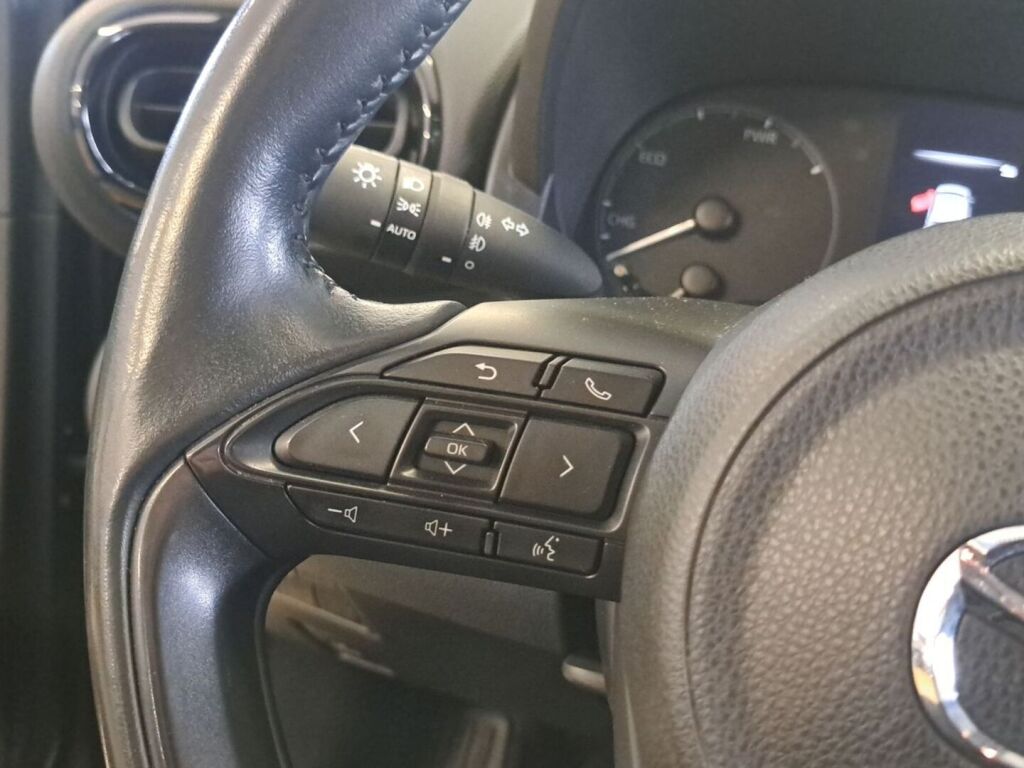 Mazda 2 2023 Harmaa