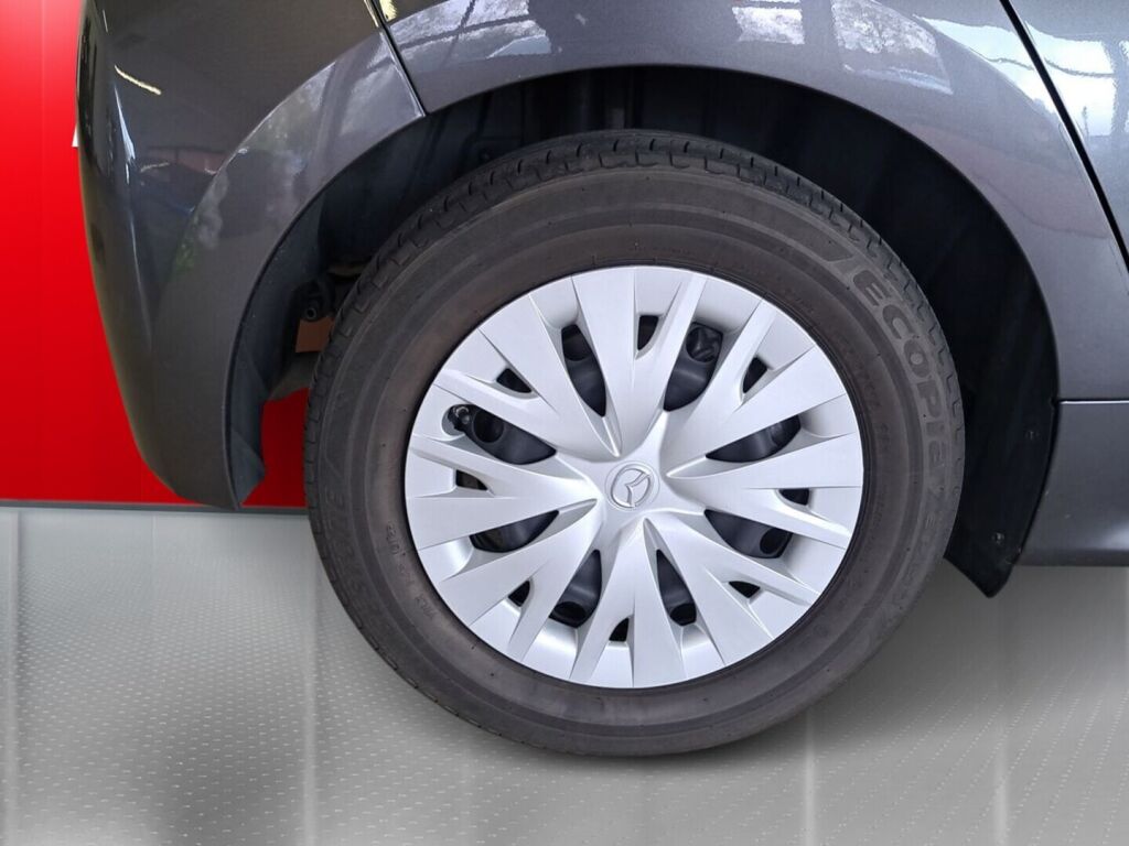 Mazda 2 2023 Harmaa
