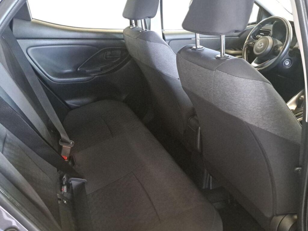 Mazda 2 2023 Harmaa