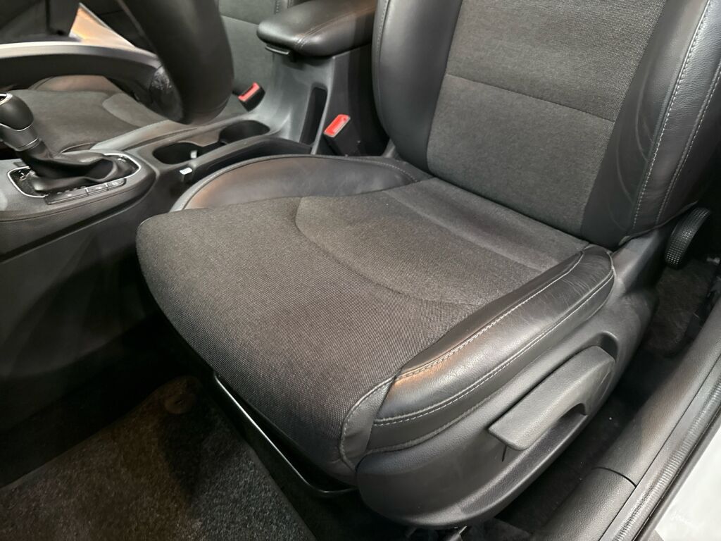 Hyundai i30 Wagon 2022 Valkoinen