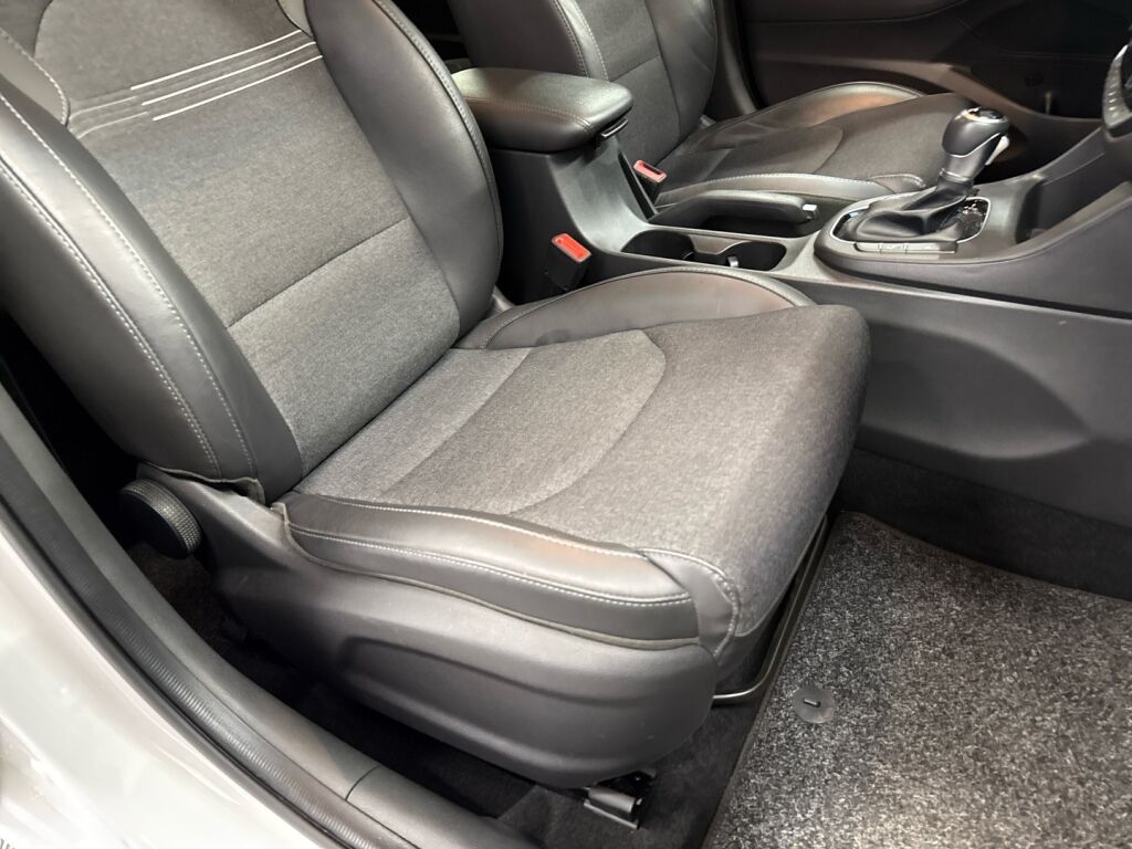 Hyundai i30 Wagon 2022 Valkoinen