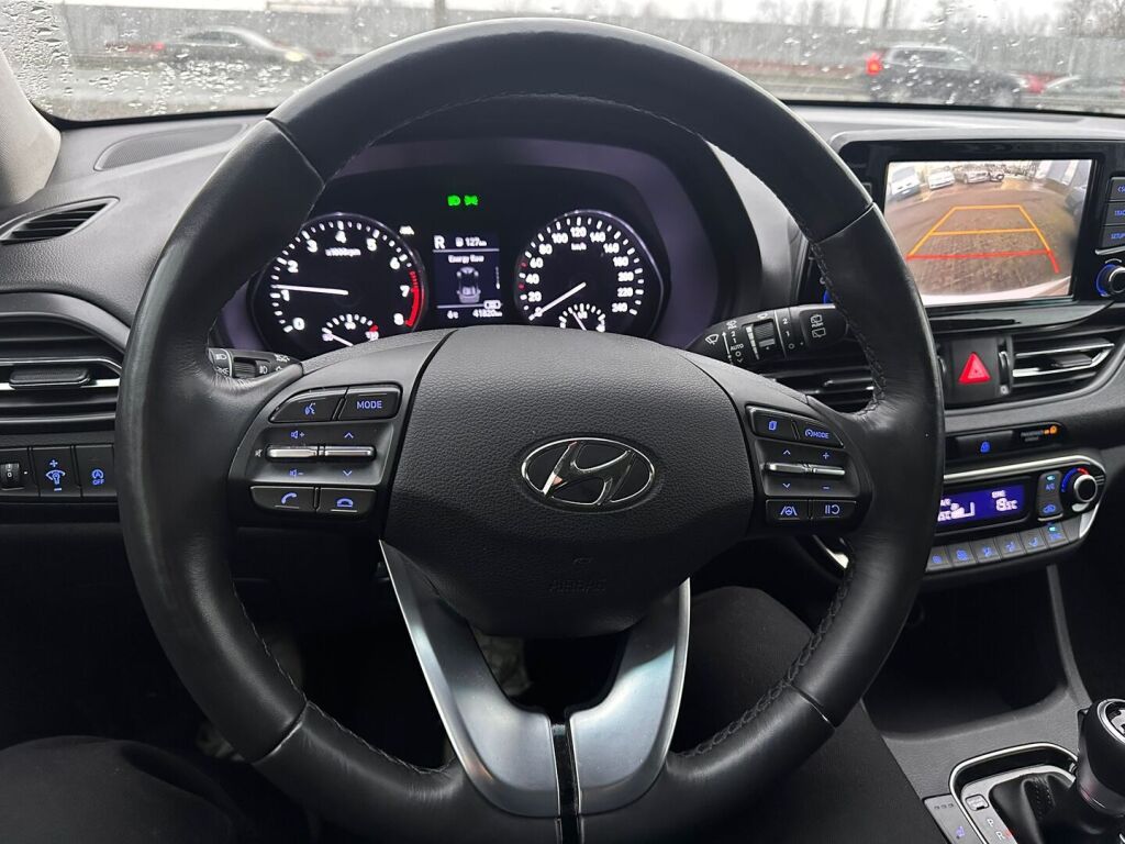 Hyundai i30 Wagon 2022 Valkoinen