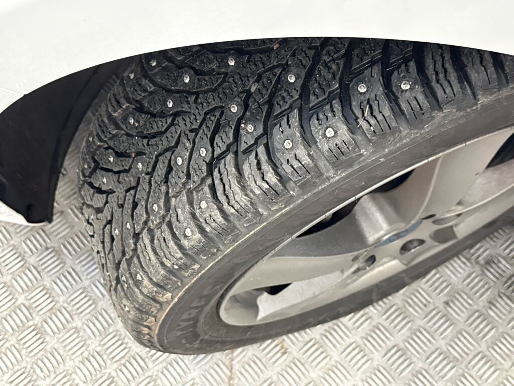 Hyundai i30 Wagon 2022 Valkoinen