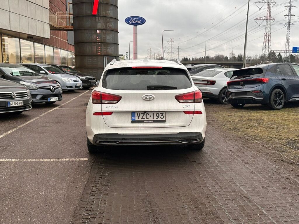 Hyundai i30 Wagon 2022 Valkoinen