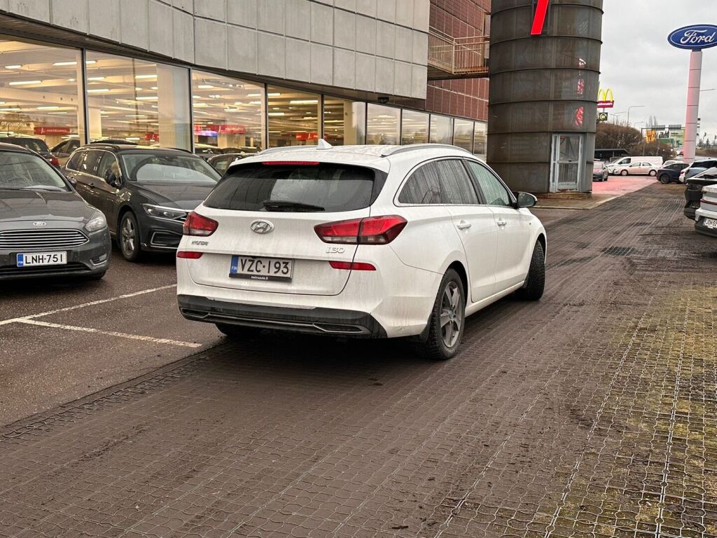 Hyundai i30 Wagon 2022 Valkoinen