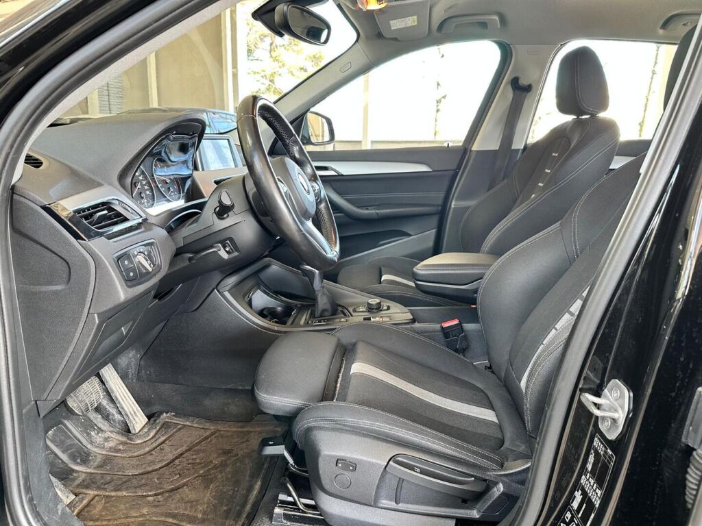 BMW X1 2017 Musta