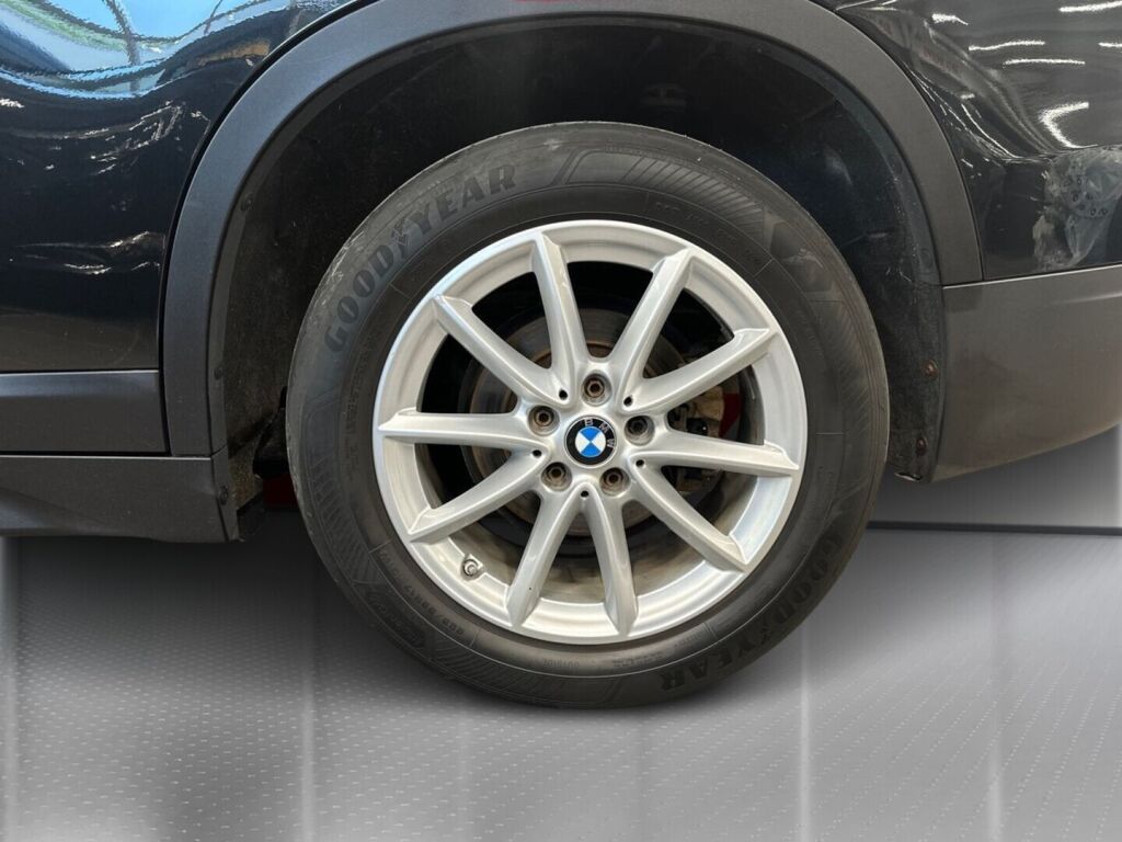 BMW X1 2017 Musta