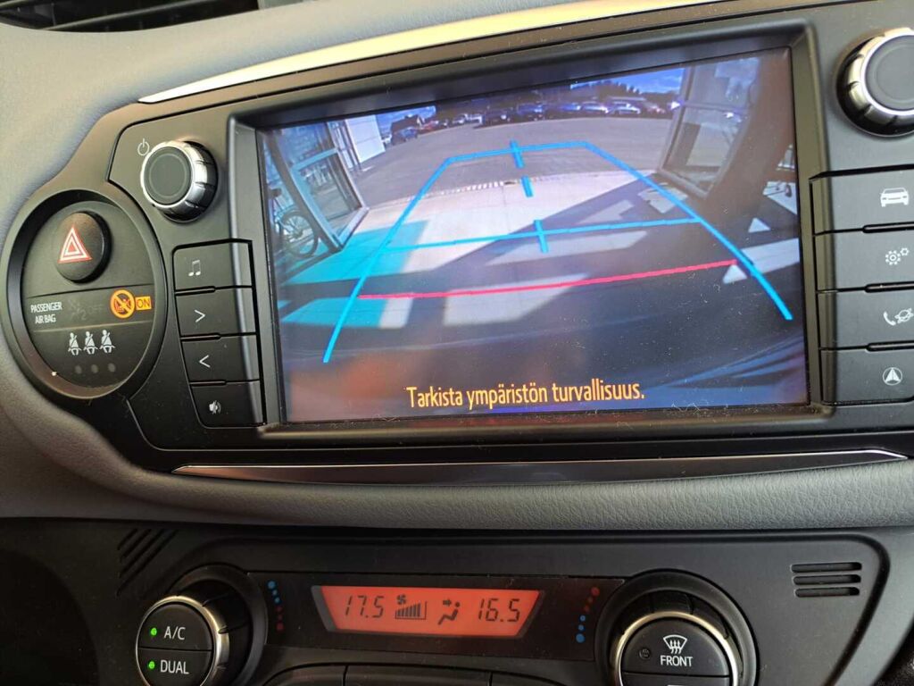 Toyota Yaris 2017 Harmaa