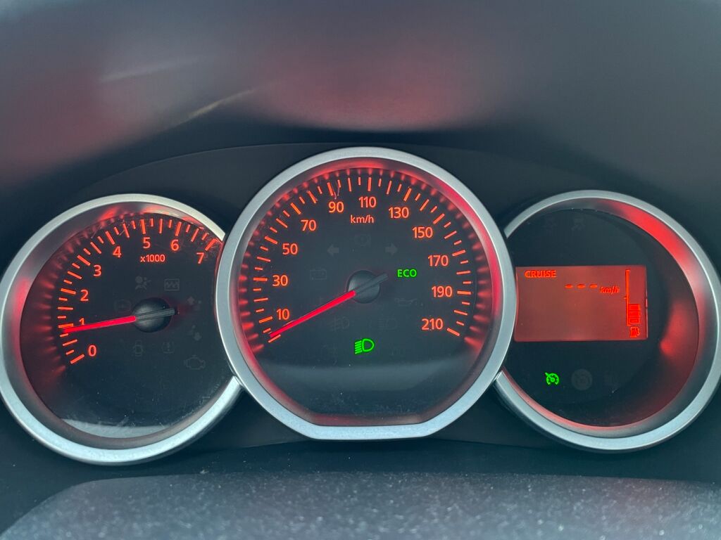 Dacia Sandero 2017 Sininen