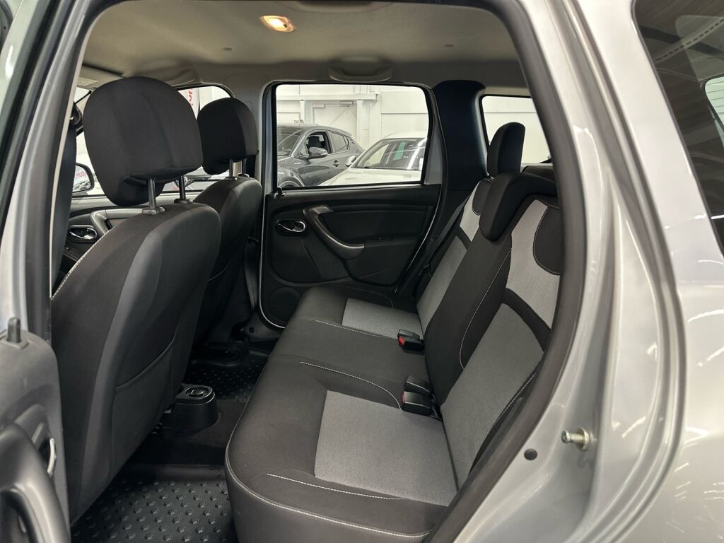 Dacia Duster 2017 Harmaa