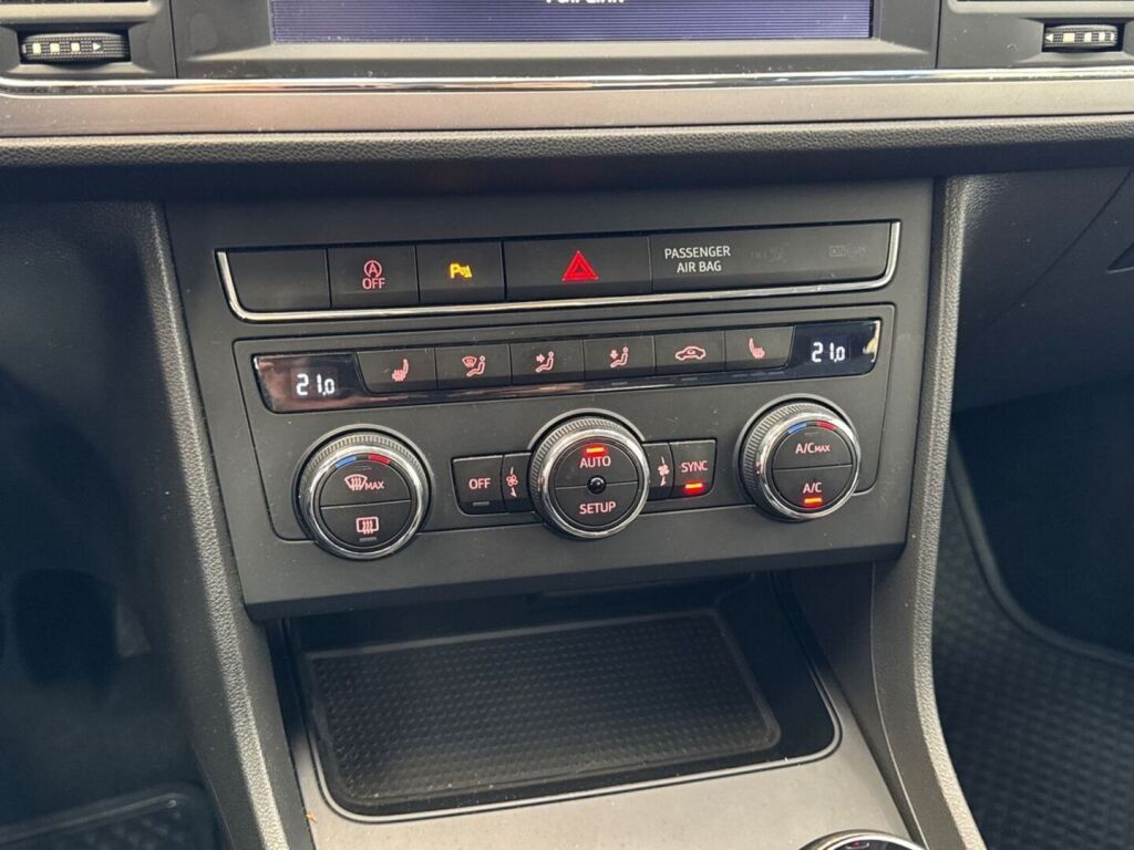 Seat Leon ST 2017 Valkoinen