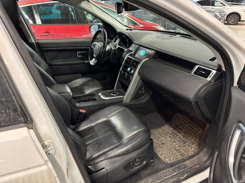 Land Rover Discovery Sport 2017 Valkoinen