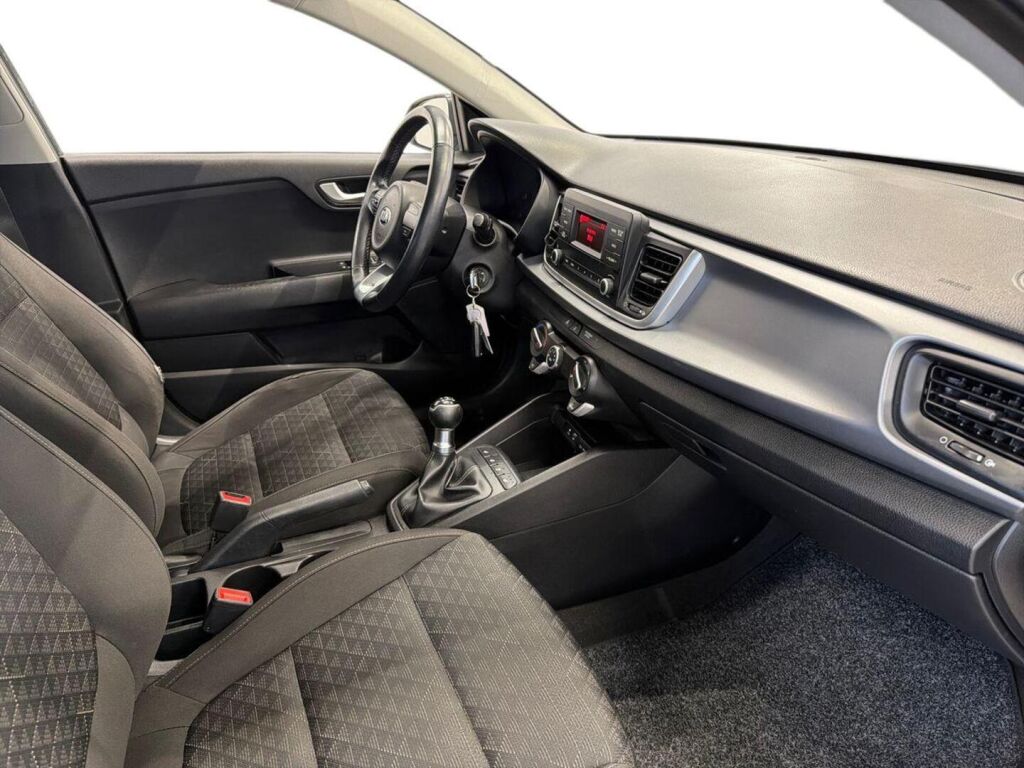 Kia Rio 2017 Harmaa